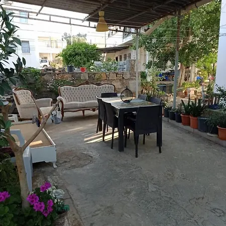 بيت للعطل Large And Quite House In Bodrum Center *